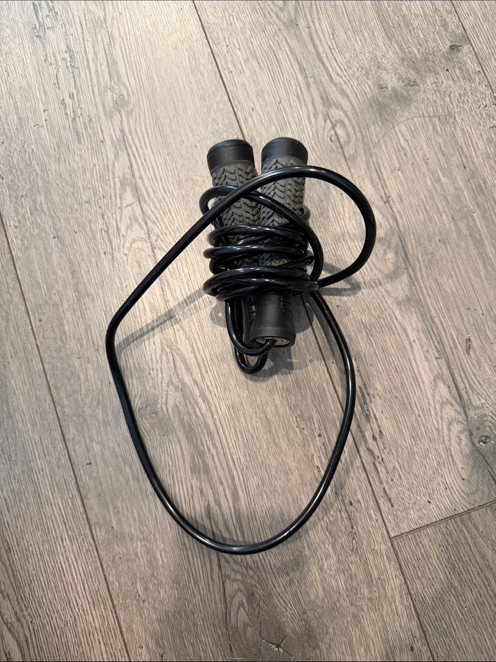 Black Rubber Grip Jump Rope